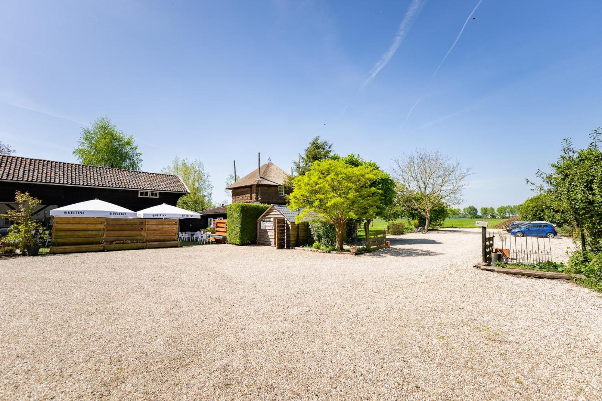 Herberg De Lingehoeve Oosterwijk Extérieur photo