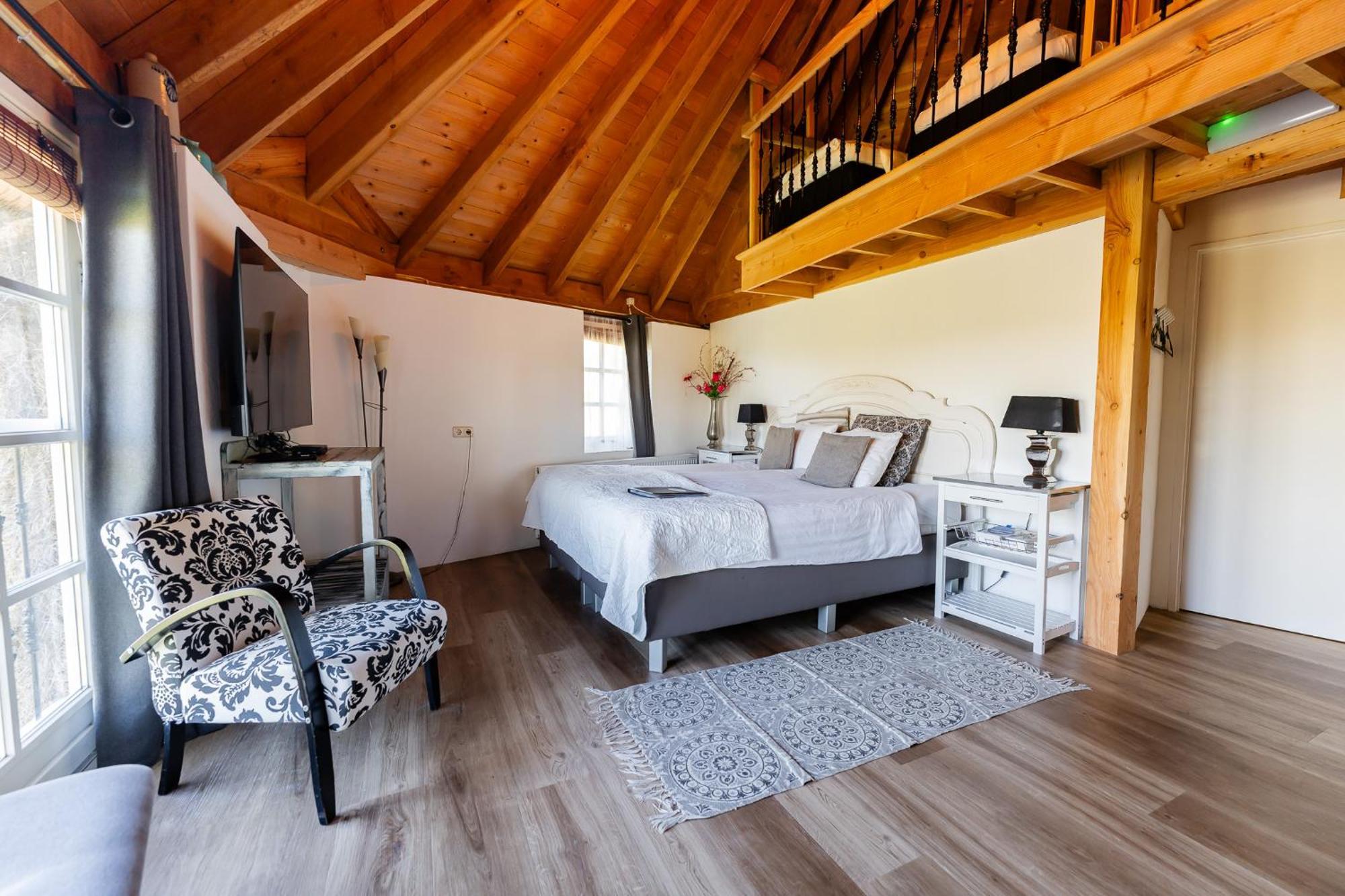 Herberg De Lingehoeve Oosterwijk Extérieur photo